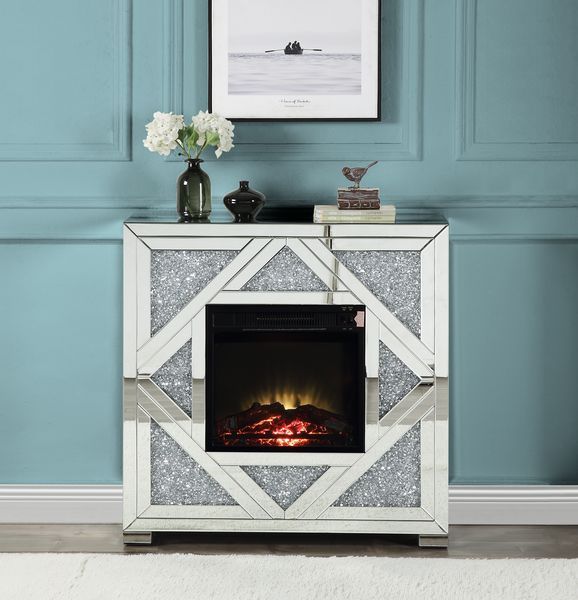 Noralie 15' Fireplace