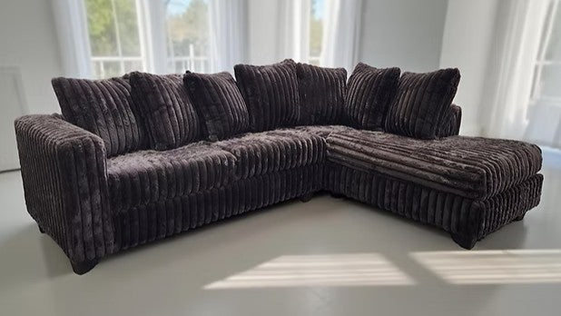 Gia Sectional